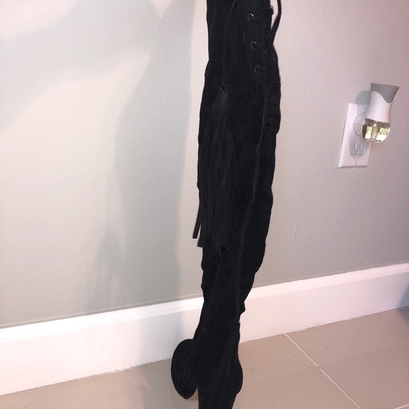 Thigh high boots - Picture 2 of 3